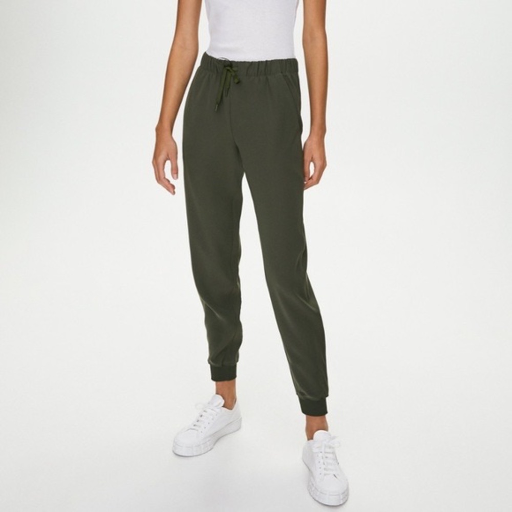 The Group Babaton Aritizia Joggers in Olive